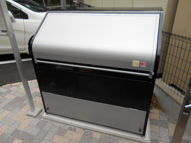 その他共有部分　ごみの敷地内収集場所（業者回収）