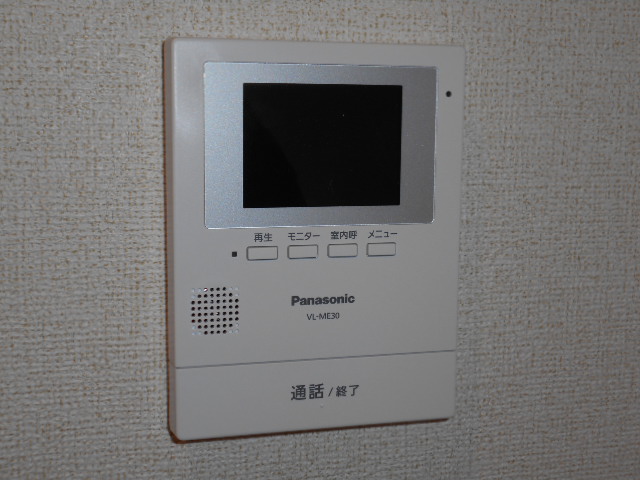 セキュリティ　カラーＴＶモニター付インターホン完備
