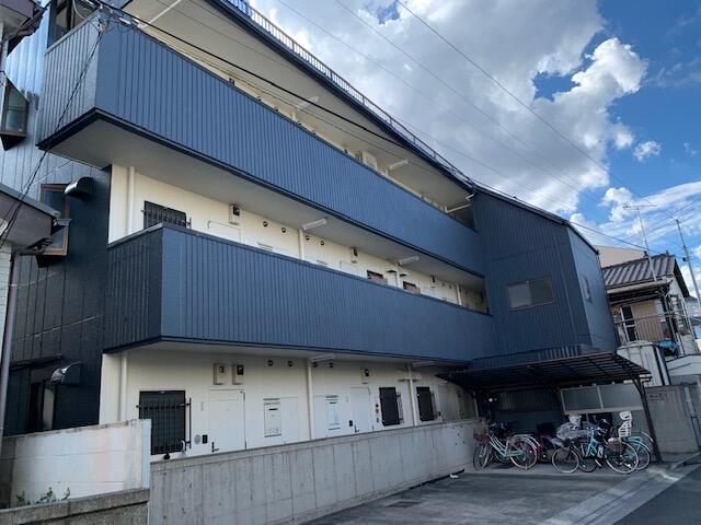 建物外観　２０２０年４月に外壁塗装済み