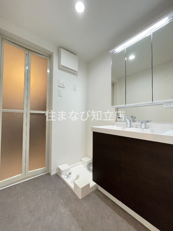 洗面設備　別部屋写真