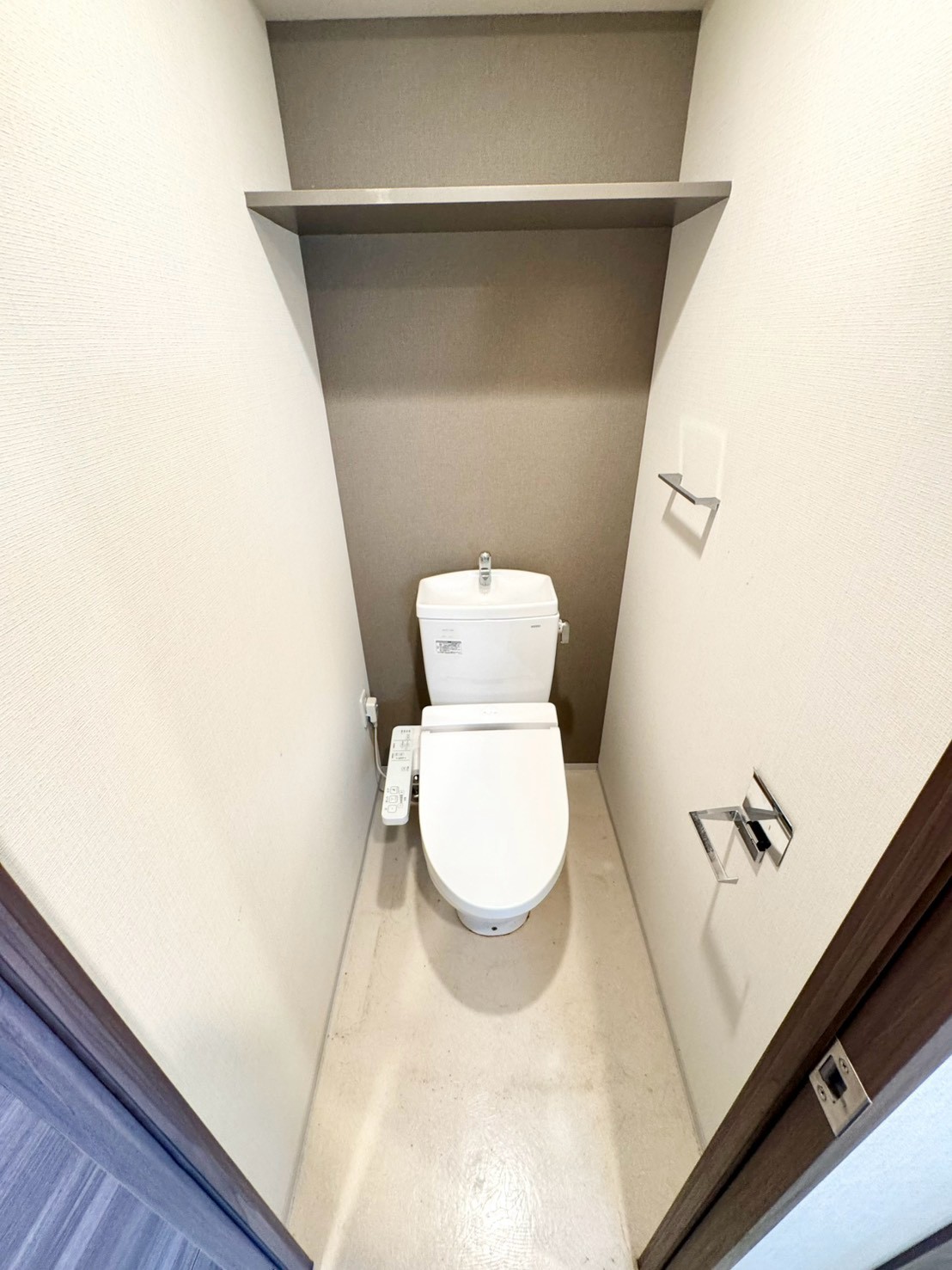 レジュールアッシュ玉造のトイレ写真