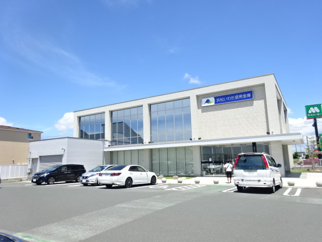 銀行　浜松いわた信用金庫　三島支店（銀行）まで601m