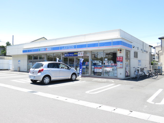 コンビニ　ローソン（コンビニ）まで690m