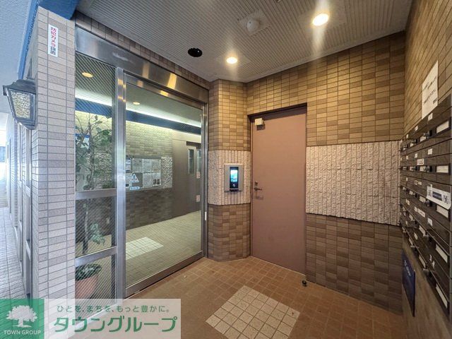 エントランス　エントランス