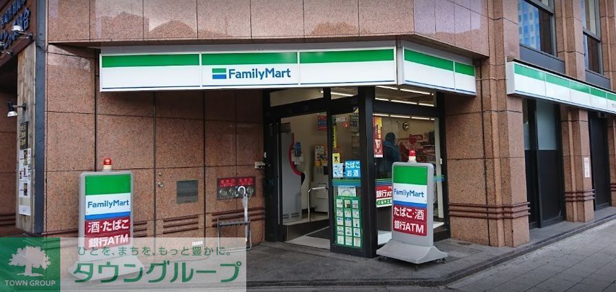 コンビニ　ファミリーマートオアシス21前店（コンビニ）まで260m