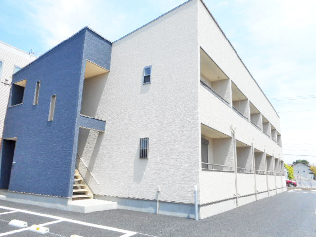 建物外観　落ち着いた雰囲気の外観です