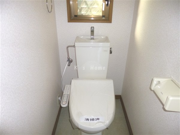 トイレ　ウォシュレット付