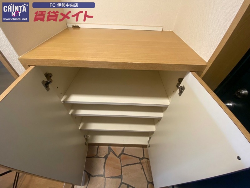 収納　同型参考写真です