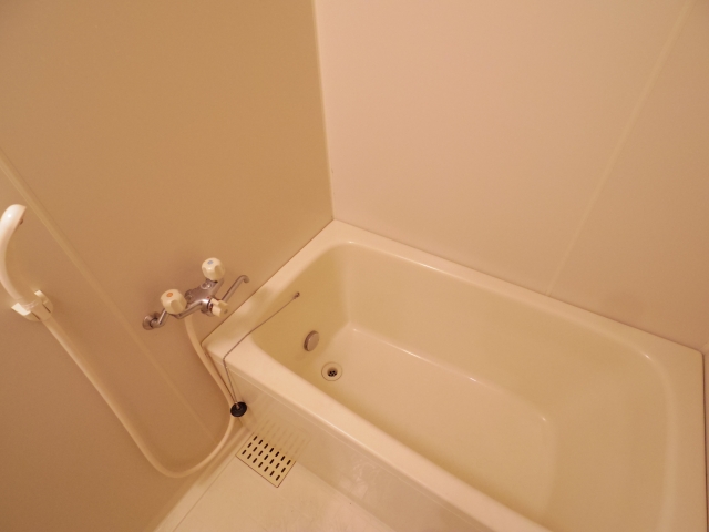 バス・シャワールーム　別部屋参考写真