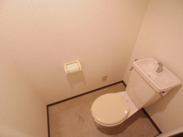 トイレ　別部屋参考写真