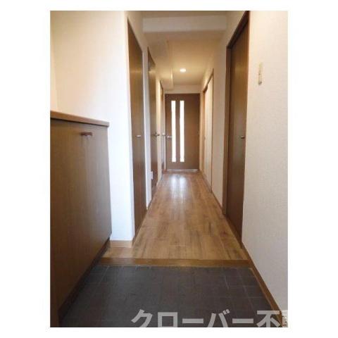 玄関　内装