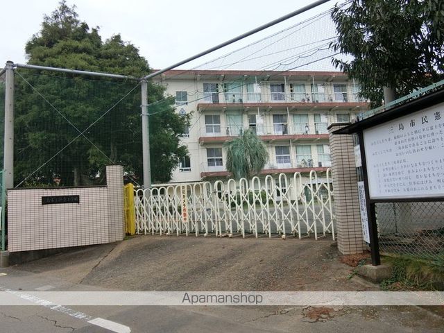 小学校　徳倉小学校（小学校）まで341m