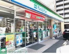 コンビニ　ファミリーマート昭和鶴舞二丁目店（コンビニ）まで210m