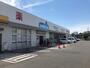 ドラックストア　ウエルシア堺深井水池店（ドラッグストア）まで101m