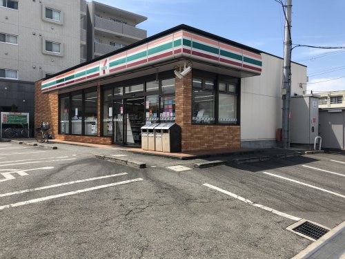 コンビニ　セブンイレブン 堺深井沢町店（コンビニ）まで669m