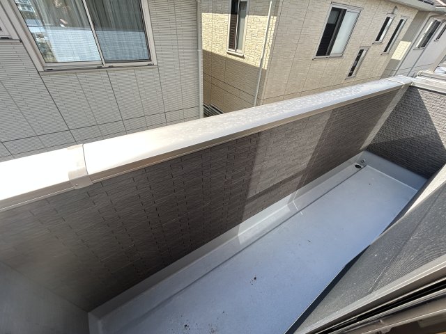 バルコニー　※類似写真になります
