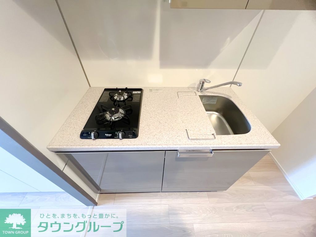 キッチン　お問合せは(株)タウンハウジング東京へ