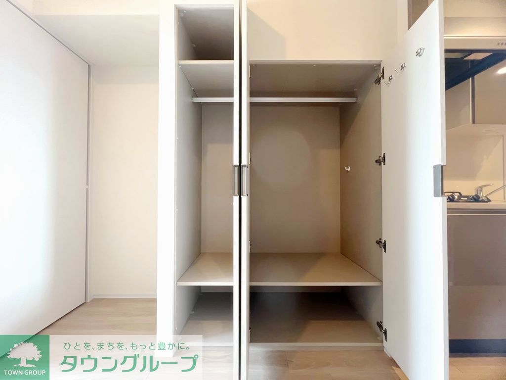 収納　お問合せは(株)タウンハウジング東京へ