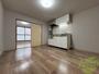 居室・リビング　広くてキレイなお部屋が広がっていて、充実した生活が送れそう。