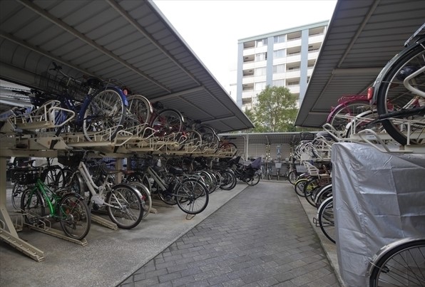 駐車場　駐輪場