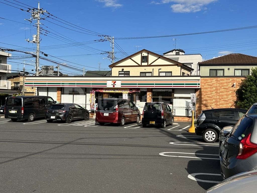コンビニ　セブン-イレブン さいたま鈴谷４丁目店（コンビニ）まで380m