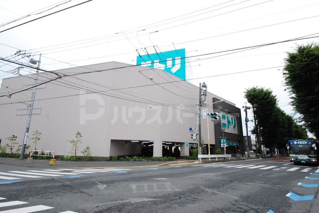 ショッピングセンター　ニトリ 埼大通り南与野店（ショッピングセンター）まで670m