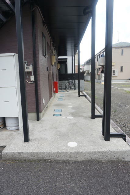 エントランス　１階共用廊下です★