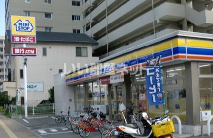 コンビニ　ミニストップ箱崎１丁目店（コンビニ）まで1480m