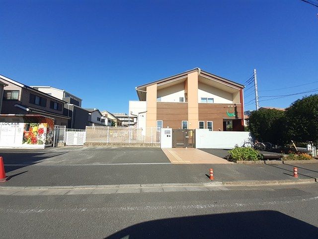 幼稚園・保育園　うぃず西新井保育園（幼稚園・保育園）まで239m