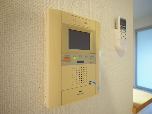 セキュリティ　モニター付きインターホンです