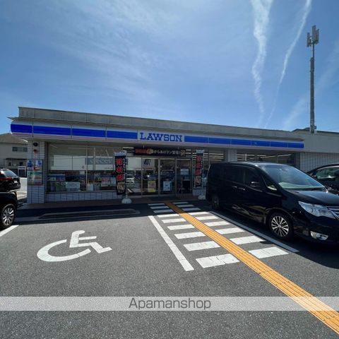 コンビニ　ローソン大津大平一丁目店（コンビニ）まで975m