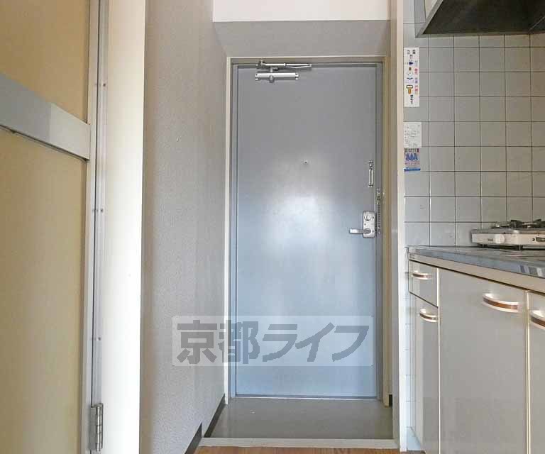 玄関　玄関です。