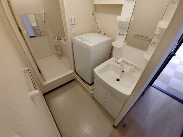 その他部屋・スペース　洗面所周辺状況