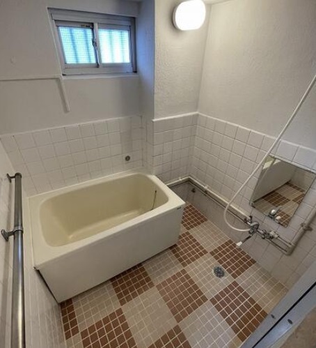 京急本線 大森町駅 徒歩21分 4階建 築63年の風呂写真