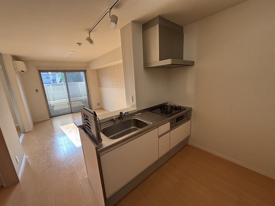 キッチン　※別部屋の写真です