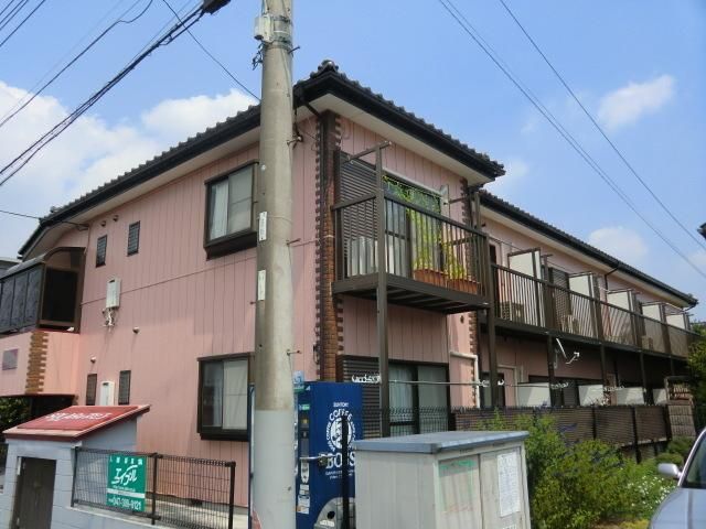 建物外観　２路線利用可能な八柱駅エリアから徒歩４分です