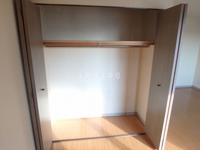 収納　収納が大きく、たくさんものが入ります。