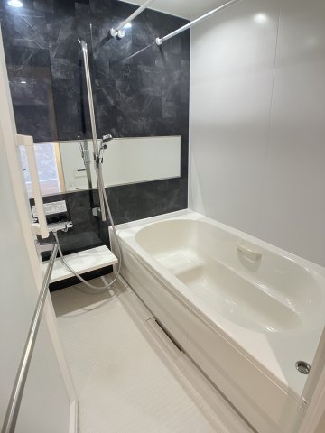 バス・シャワールーム　※同物件の別部屋参考写真です。