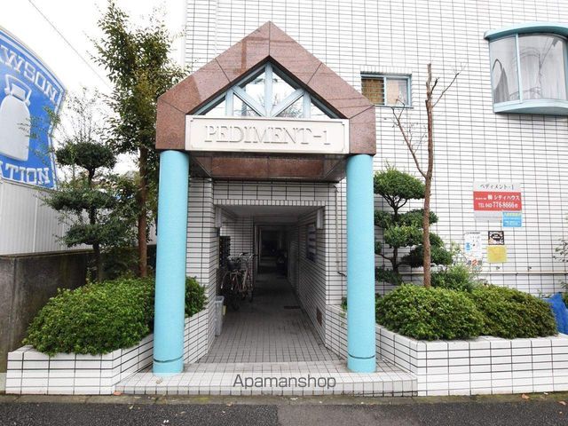 エントランス　エントランス