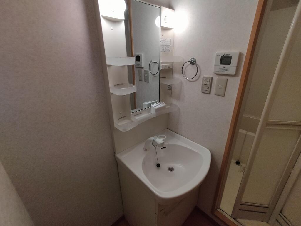 洗面設備　同仕様写真