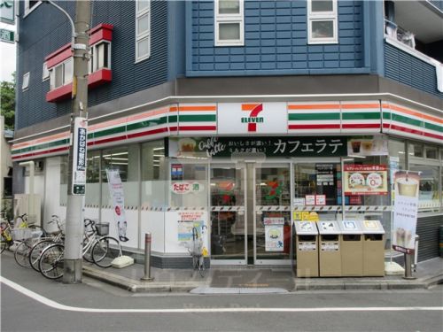 コンビニ　セブン-イレブン北区赤羽２丁目店（コンビニ）まで97m