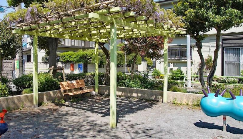 公園　金町わかくさ児童遊園（公園）まで400m