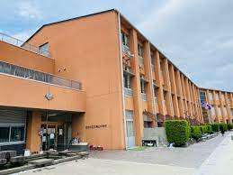 中学校　烏山中学校（中学校）まで797m