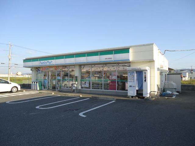 コンビニ　ファミリーマート吉見の里南店（コンビニ）まで1175m