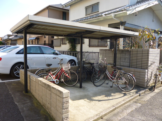 その他共有部分　屋根付駐輪スペース