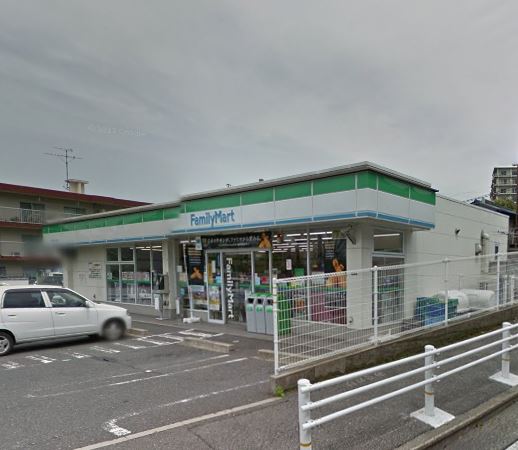 コンビニ　ファミリーマート 小倉赤坂一丁目店（コンビニ）まで143m