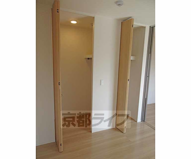 収納　大きいウォークインクローゼット付き・