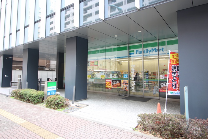 コンビニ　ファミリーマート　音羽一丁目店（コンビニ）まで501m