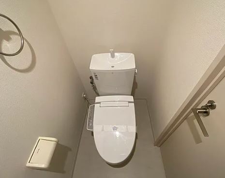 トイレ　清潔感のあるトイレです