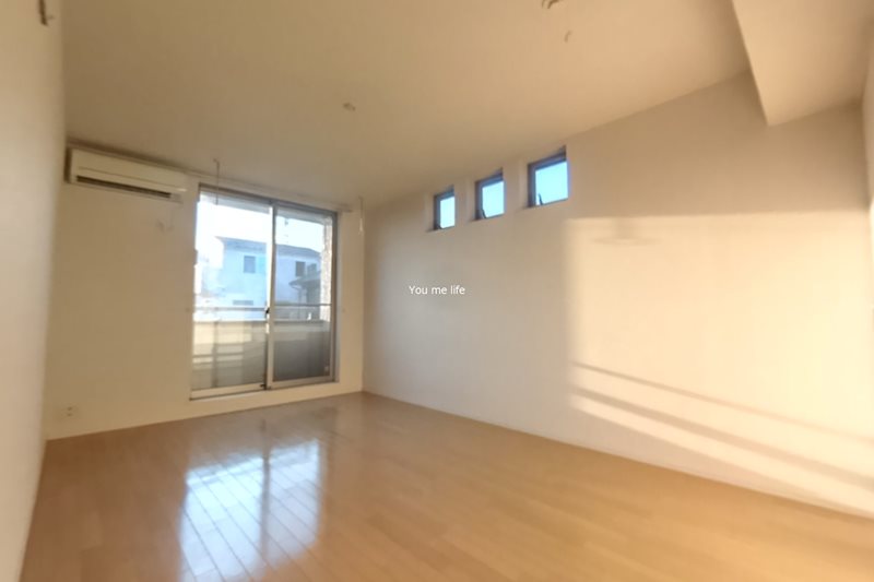 居室・リビング　別部屋参考写真です。